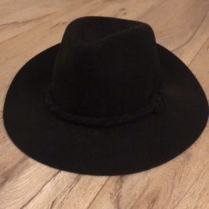 Free People Black Hat
